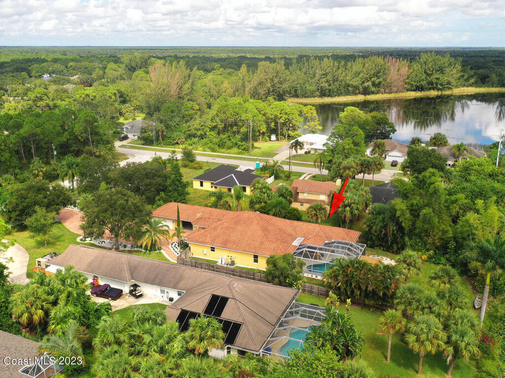 8666 95th Avenue, Vero Beach, FL 32967