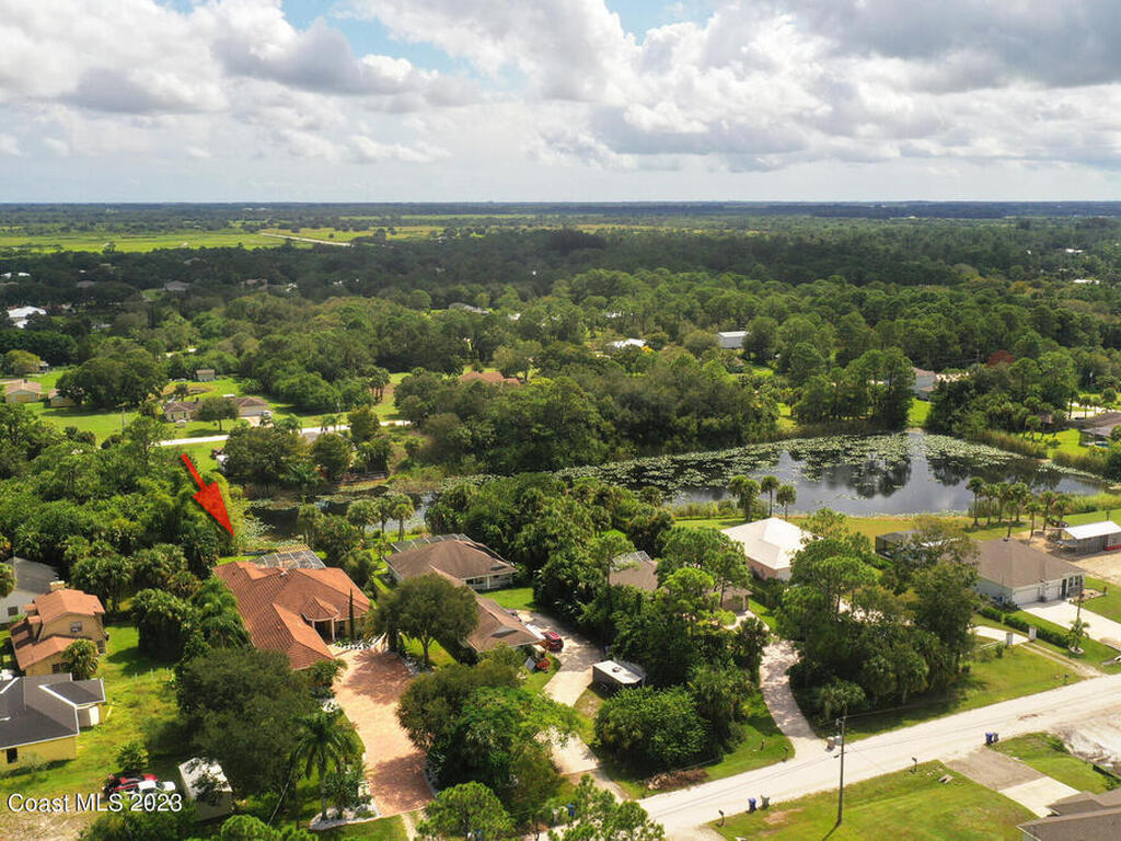 8666 95th Avenue, Vero Beach, FL 32967