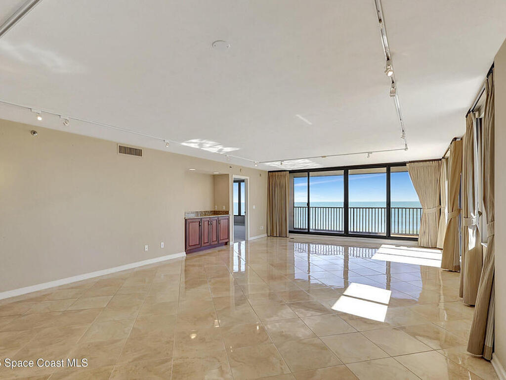 4000 N Highway A1a, Hutchinson Island, FL 34949