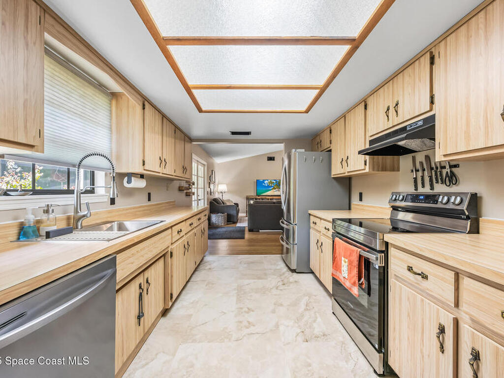 2144 Old Dixie Highway, Titusville, FL 32796