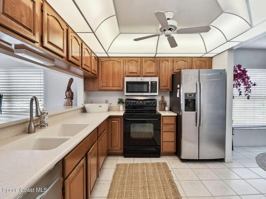 540 S Brevard Avenue, Cocoa Beach, FL 32931