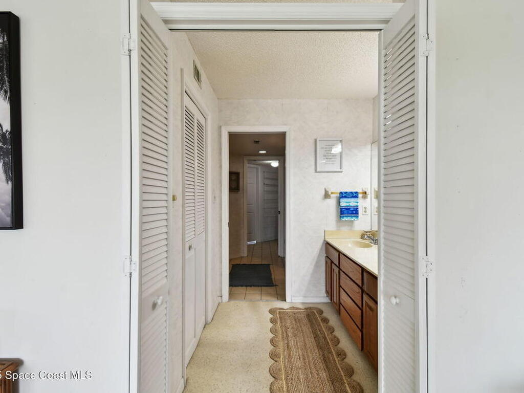540 S Brevard Avenue, Cocoa Beach, FL 32931