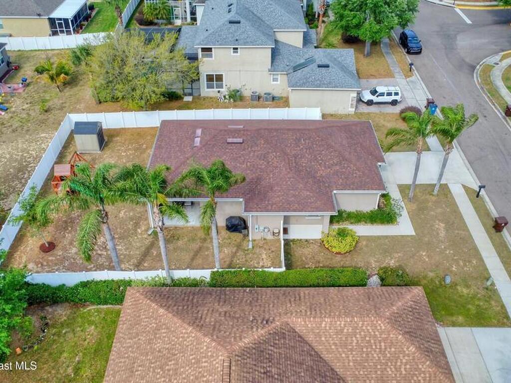 427 Highland Meadows Street, Davenport, FL 33837