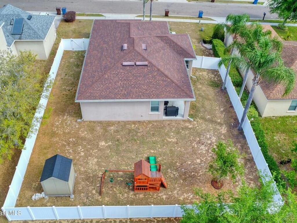 427 Highland Meadows Street, Davenport, FL 33837