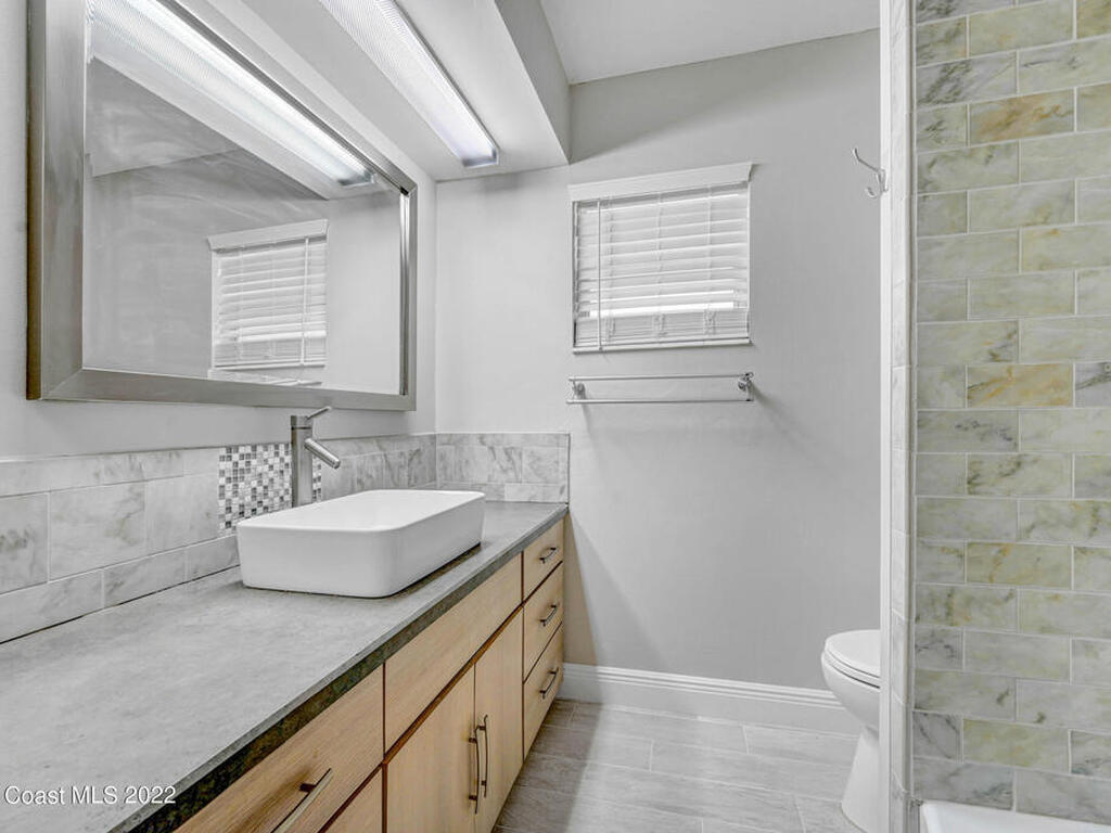 527 Wilson Avenue, Satellite Beach, FL 32937