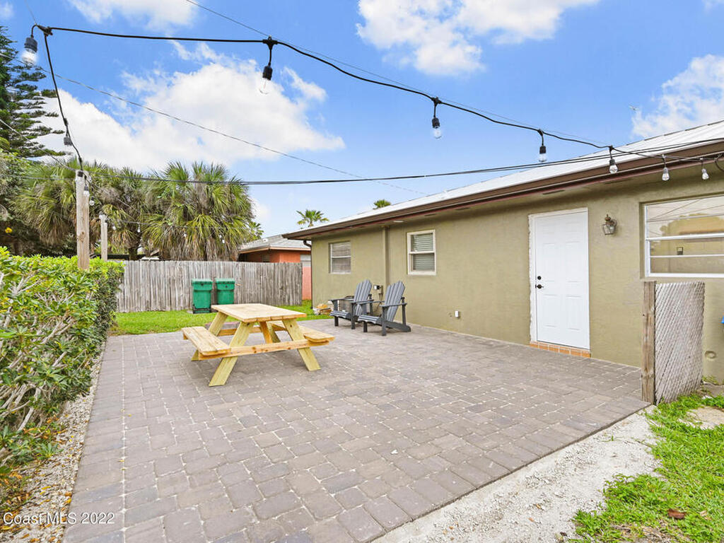 527 Wilson Avenue, Satellite Beach, FL 32937