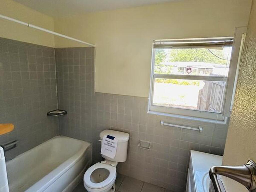 1660 Barna Avenue, Titusville, FL 32780