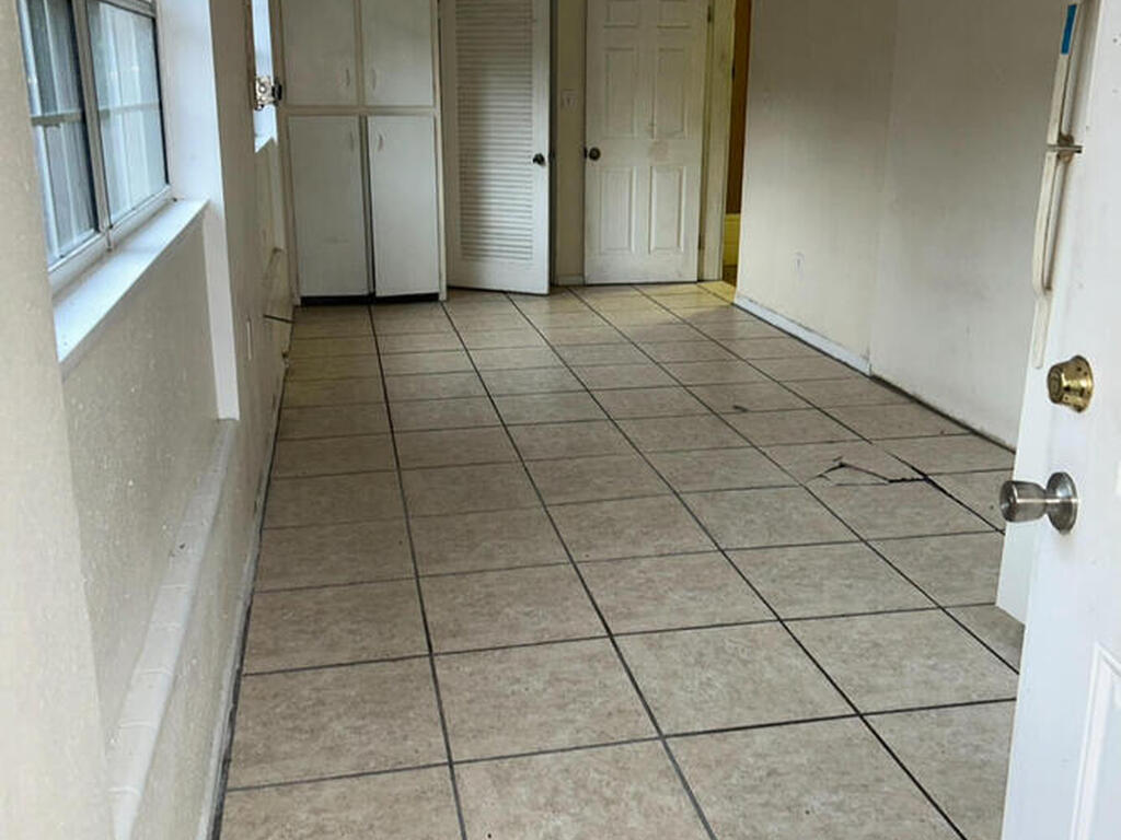 1660 Barna Avenue, Titusville, FL 32780