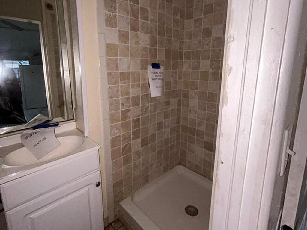 1660 Barna Avenue, Titusville, FL 32780