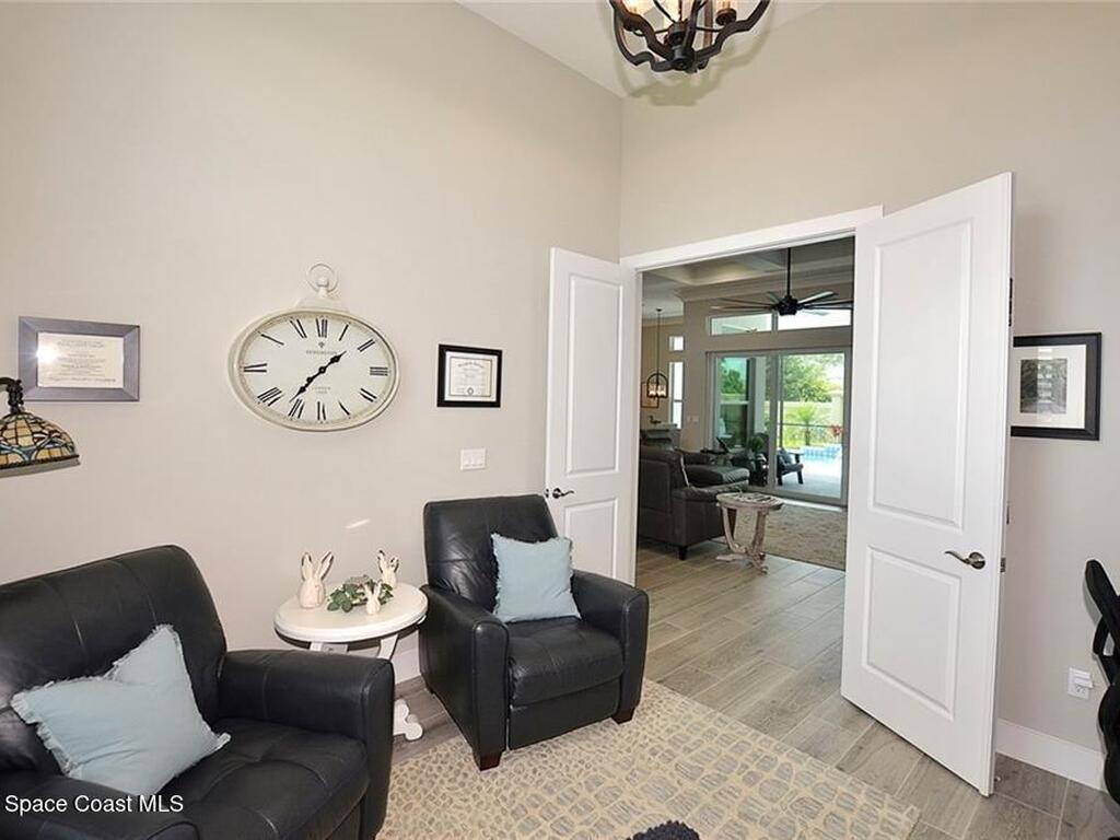 5733 Bent Pine Sq Square, Vero Beach, FL 32967
