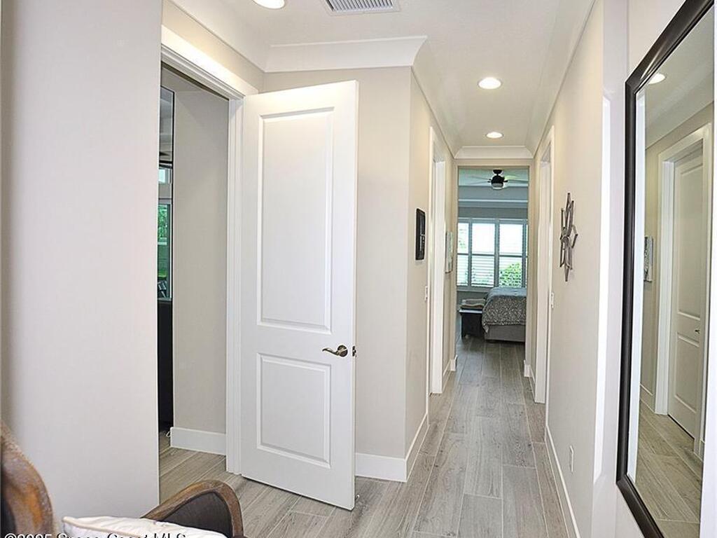 5733 Bent Pine Sq Square, Vero Beach, FL 32967