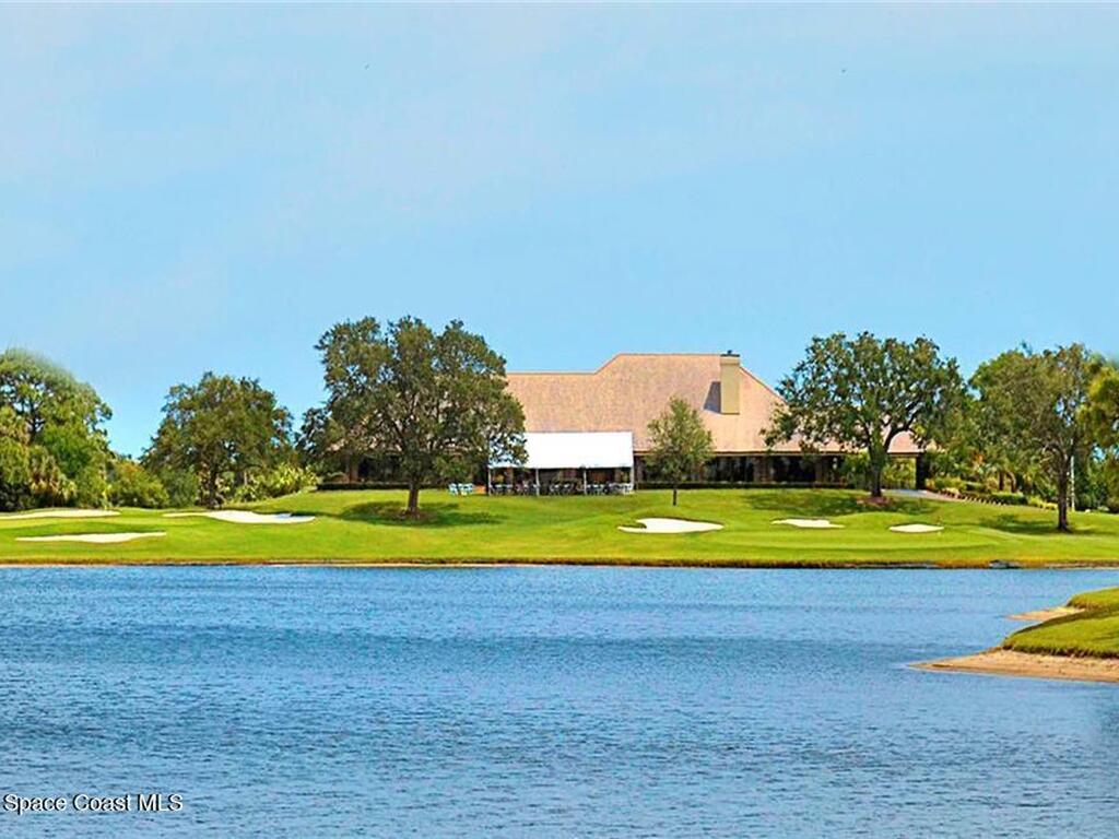 5733 Bent Pine Sq Square, Vero Beach, FL 32967