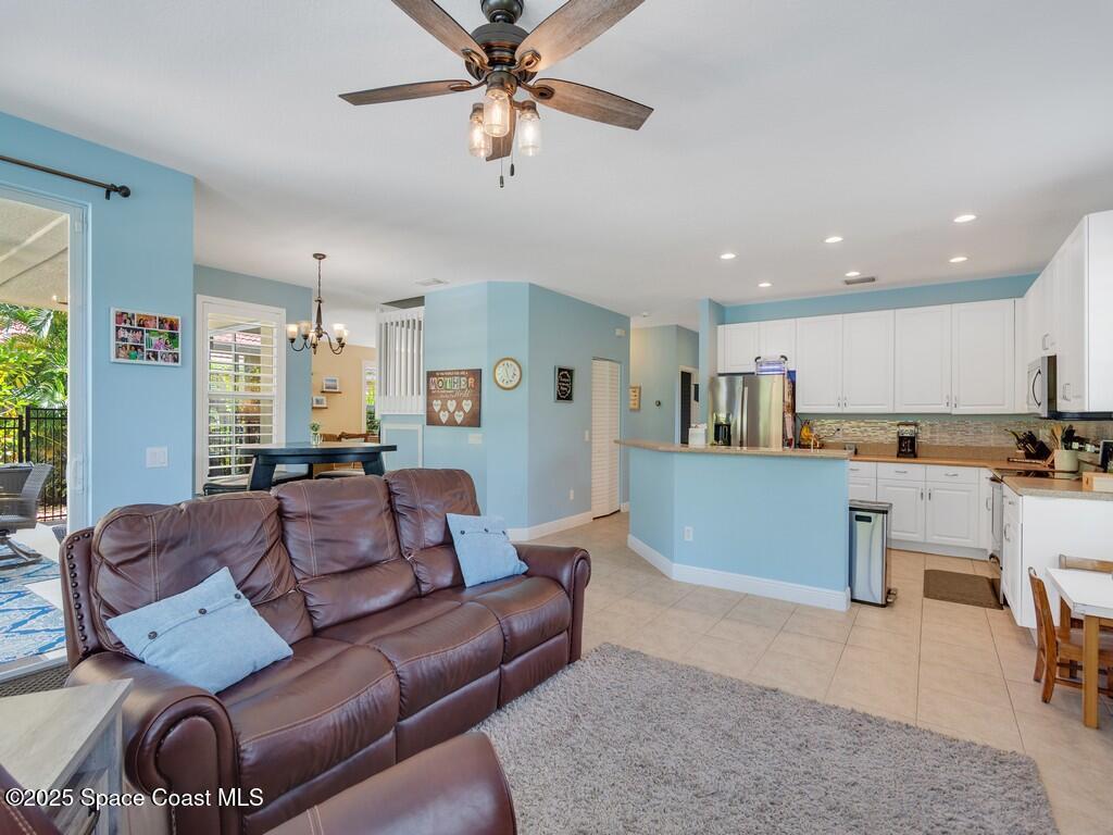 1907 Grey Falcon Circle, Vero Beach, FL 32962