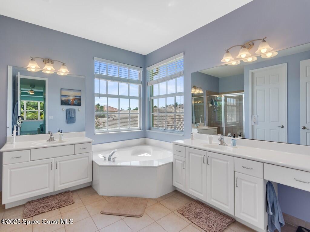 1907 Grey Falcon Circle, Vero Beach, FL 32962