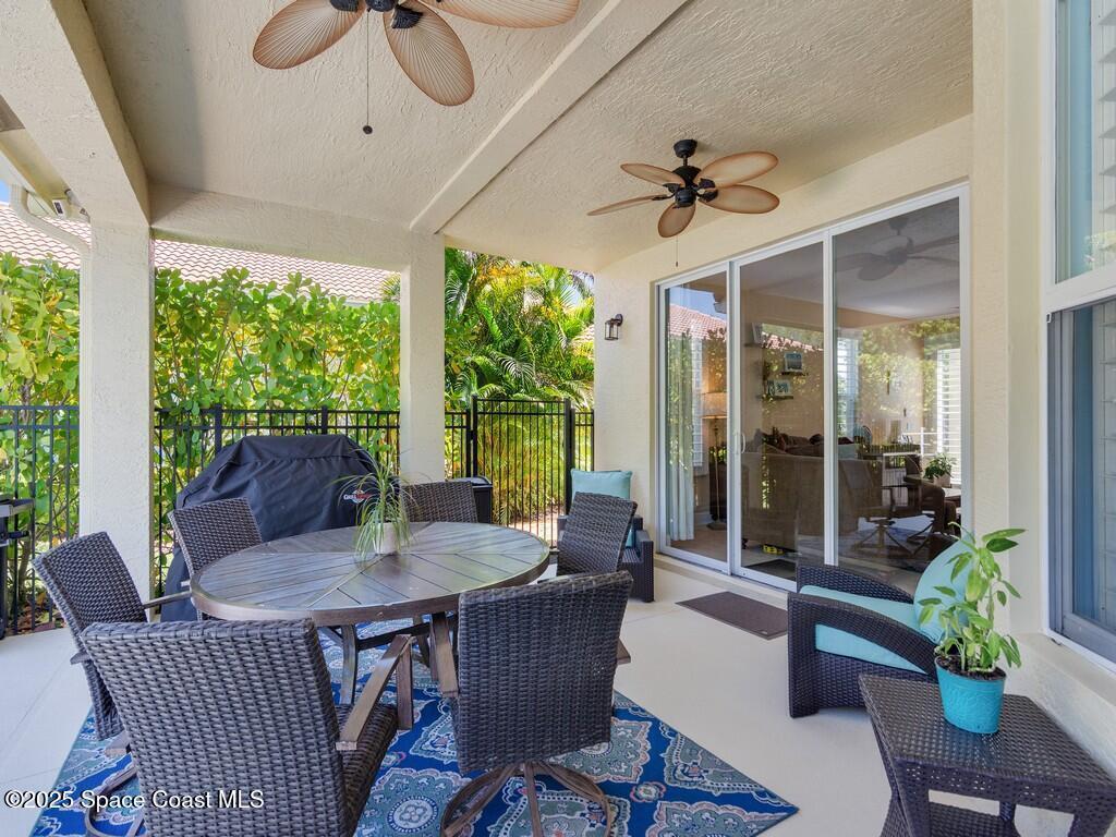 1907 Grey Falcon Circle, Vero Beach, FL 32962