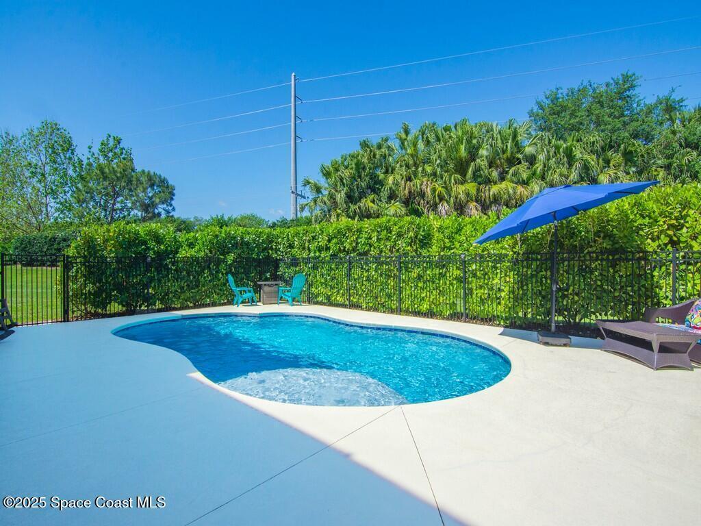 1907 Grey Falcon Circle, Vero Beach, FL 32962