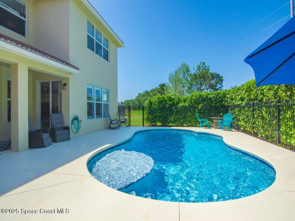 1907 Grey Falcon Circle, Vero Beach, FL 32962