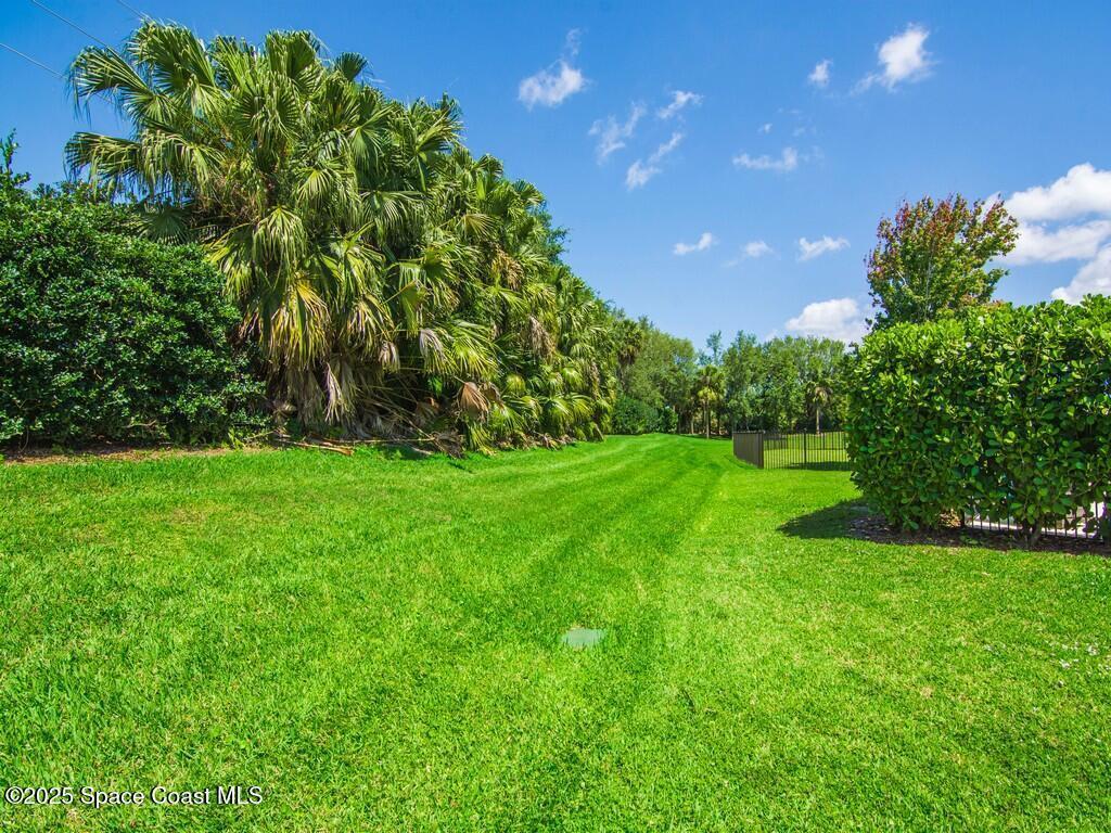1907 Grey Falcon Circle, Vero Beach, FL 32962