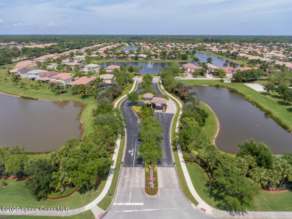 1907 Grey Falcon Circle, Vero Beach, FL 32962