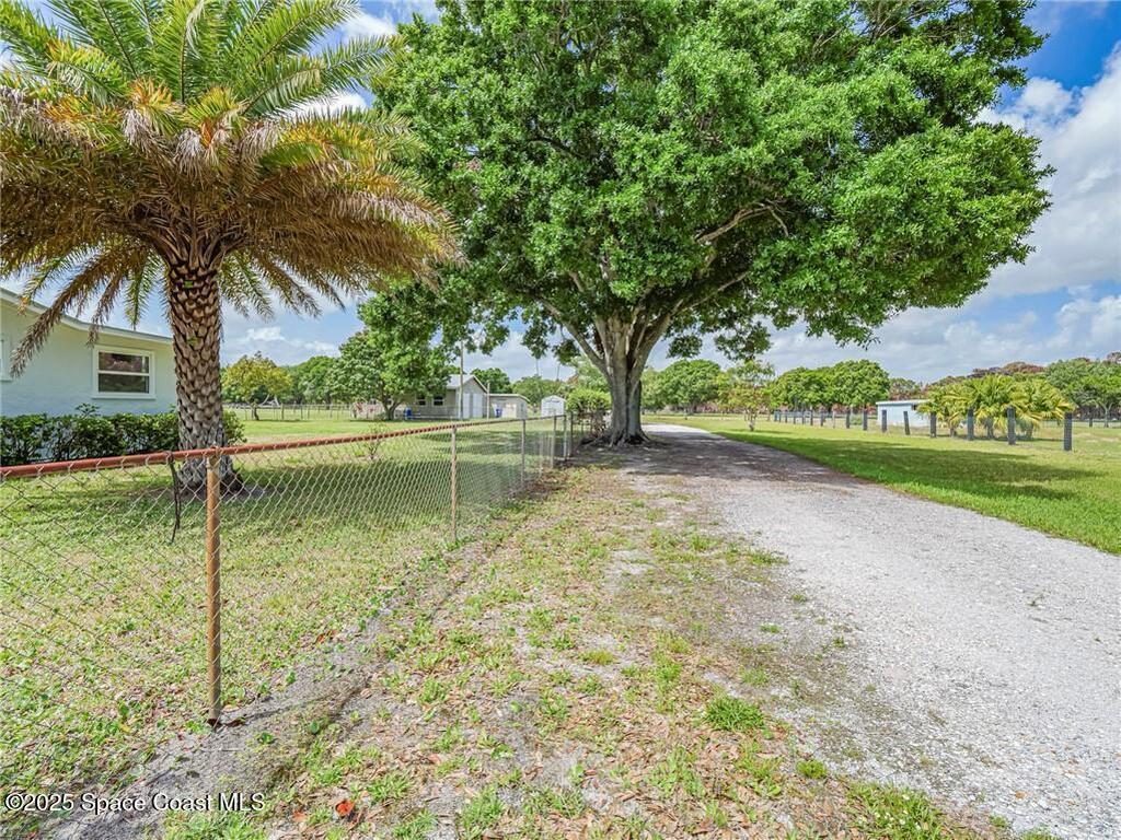 6635 58th Avenue, Vero Beach, FL 32967