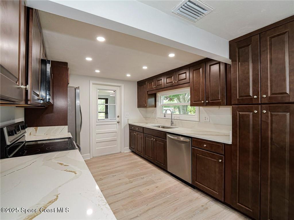 6635 58th Avenue, Vero Beach, FL 32967