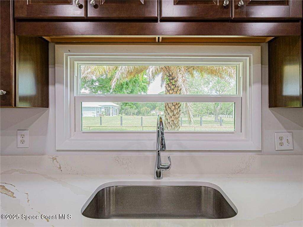 6635 58th Avenue, Vero Beach, FL 32967