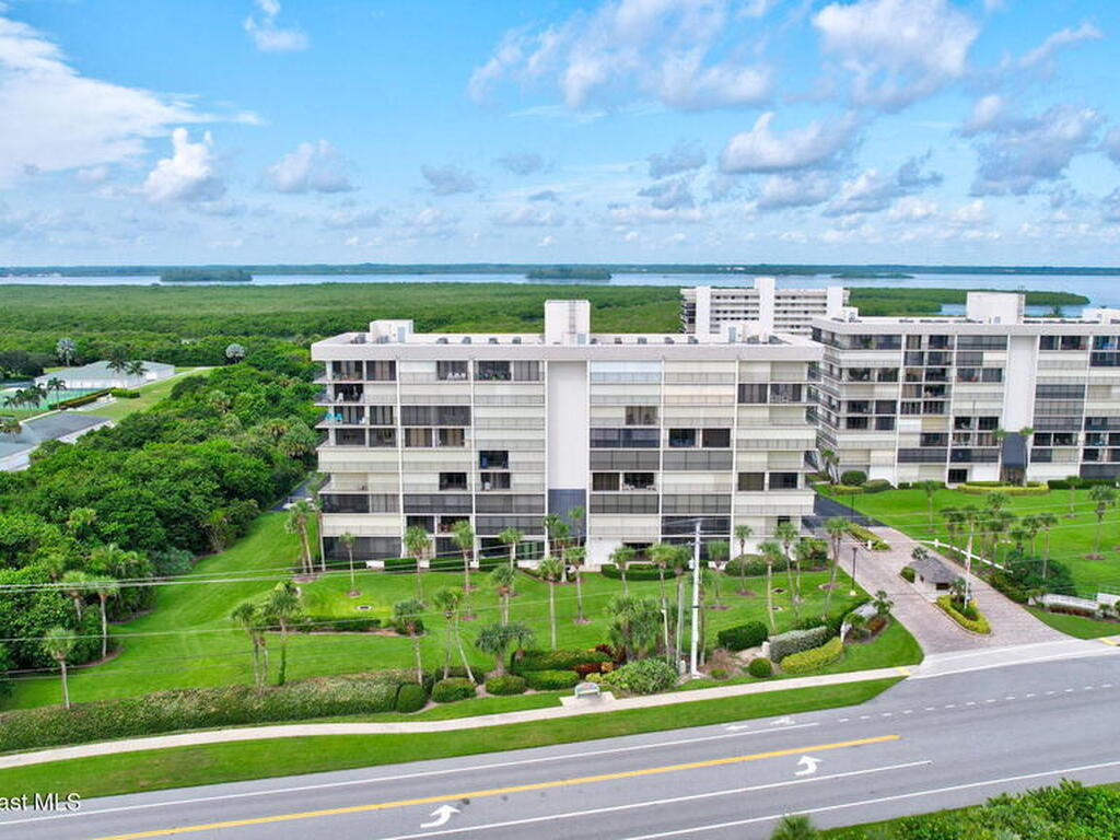 5055 N Highway A1a, Hutchinson Island, FL 34949