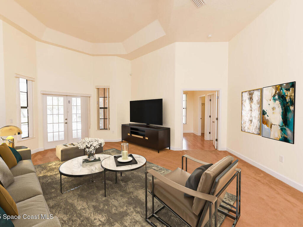 4068 Gardenwood Circle, Grant, FL 32949