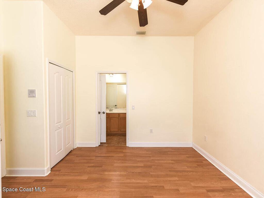 4068 Gardenwood Circle, Grant, FL 32949