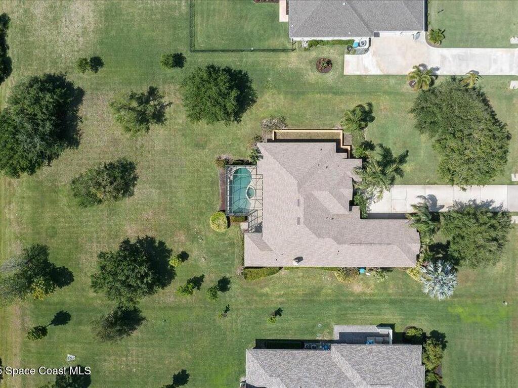 4068 Gardenwood Circle, Grant, FL 32949