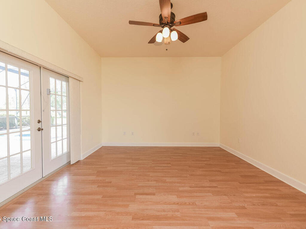 4068 Gardenwood Circle, Grant, FL 32949