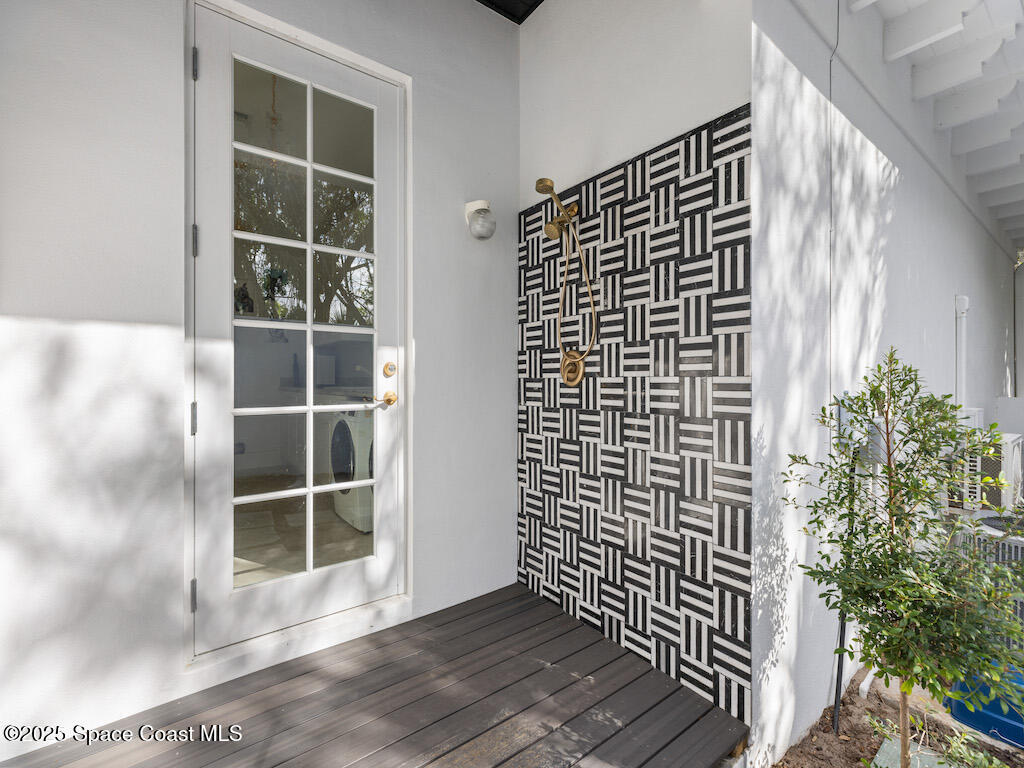 7 Beachside Drive, Orchid, FL 32963