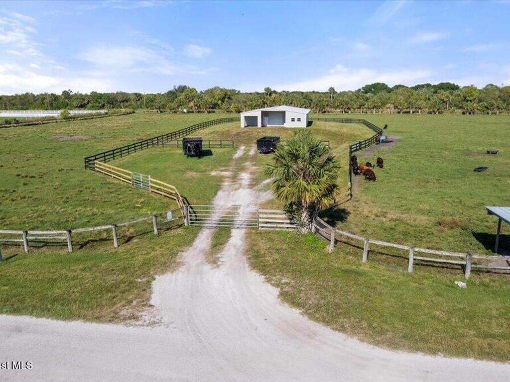 7775 Polo Square Square, Vero Beach, FL 32968