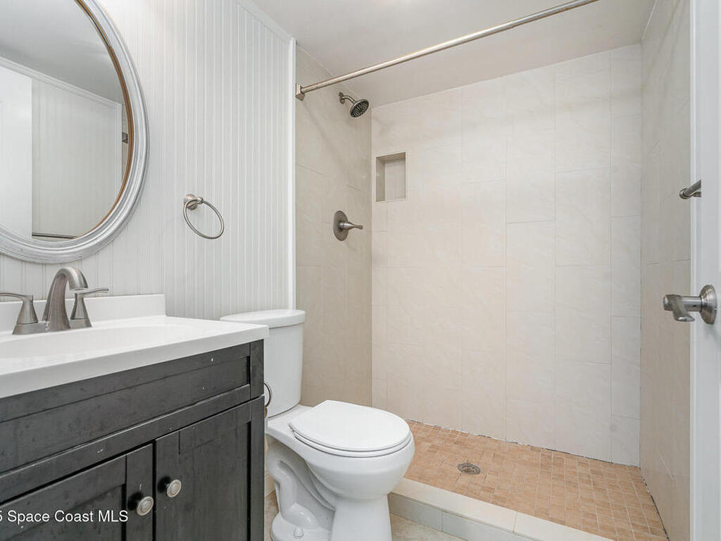 1321 S Miramar Avenue, Indialantic, FL 32903