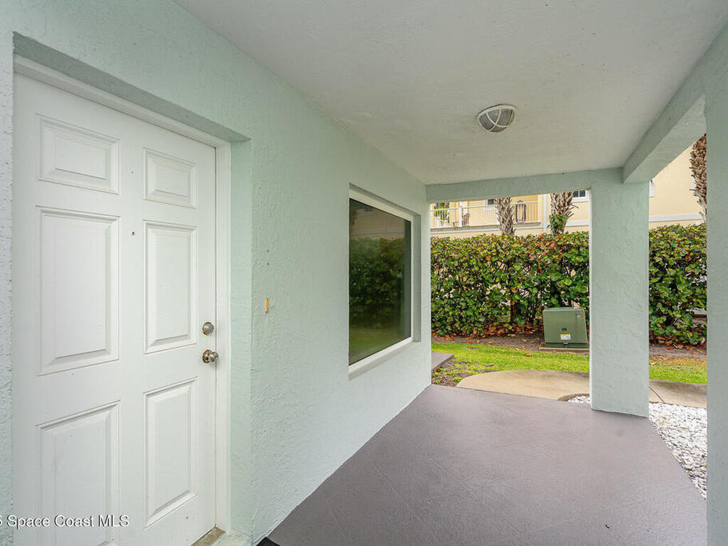1321 S Miramar Avenue, Indialantic, FL 32903