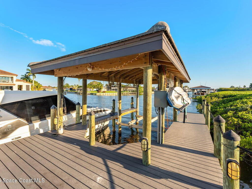 336 Lansing Island Drive, Satellite Beach, FL 32937