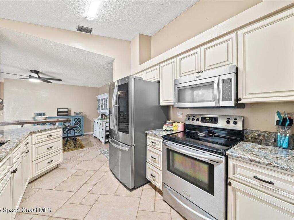 6280 Golfview Avenue, Cocoa, FL 32927