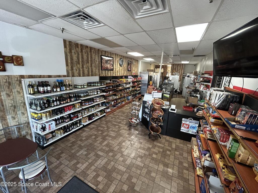 3156 W New Haven Avenue, Melbourne, FL 32904