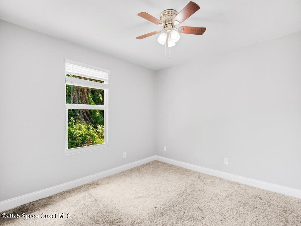 1325 17th Court, Vero Beach, FL 32962