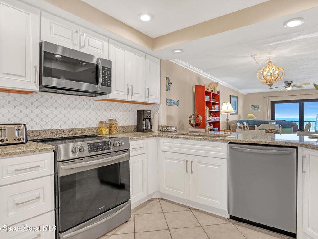 505 N Miramar Avenue, Indialantic, FL 32903