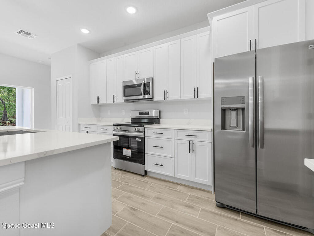 8276 100th Avenue, Vero Beach, FL 32967