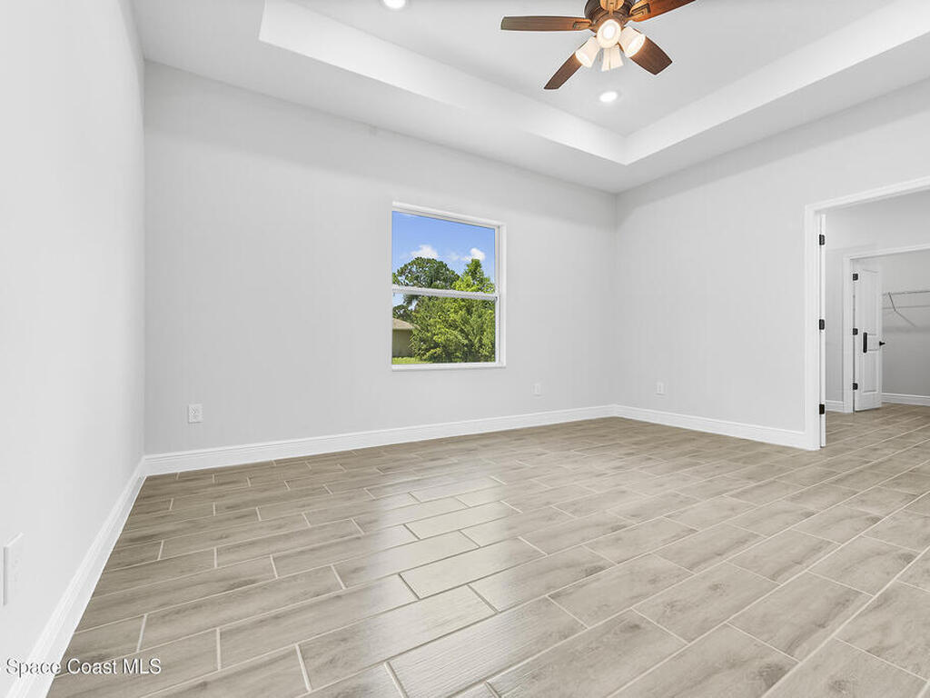 8276 100th Avenue, Vero Beach, FL 32967