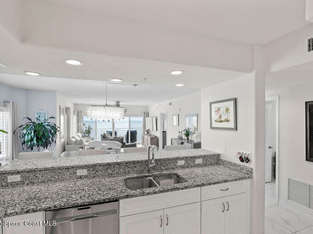 1825 Riverside Drive, Titusville, FL 32780