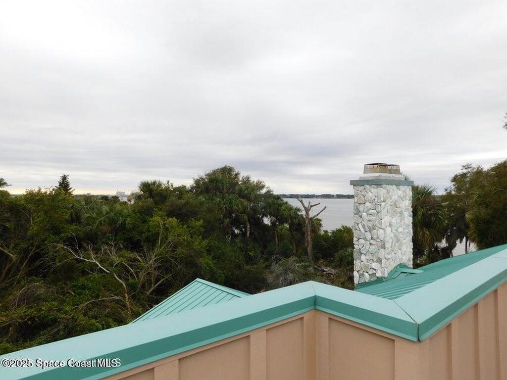1437 N Tropical Trail, Merritt Island, FL 32953