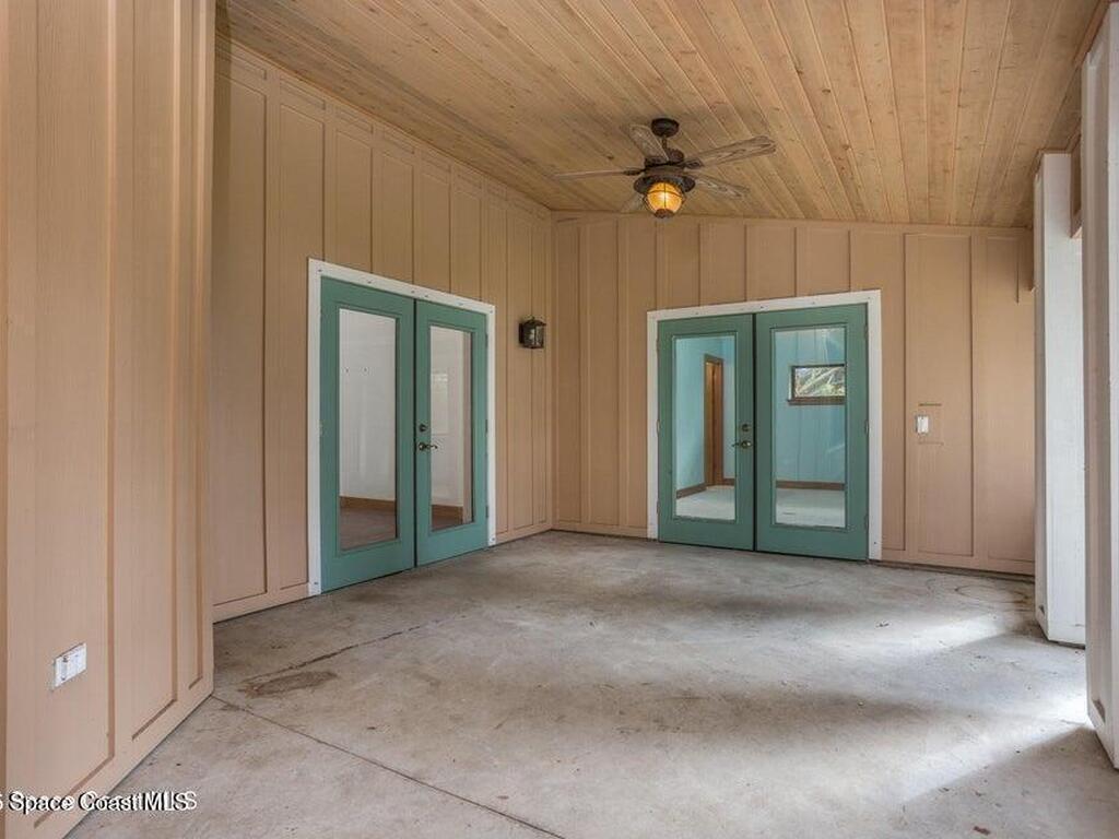 1437 N Tropical Trail, Merritt Island, FL 32953