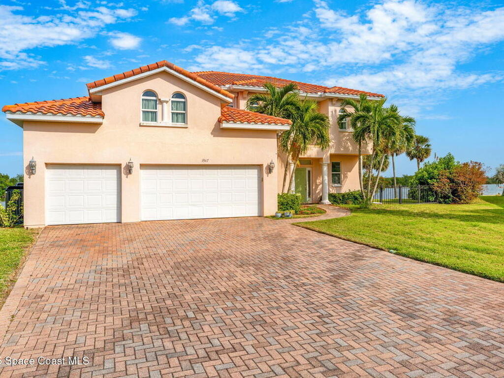 1947 Sykes Creek Drive, Merritt Island, FL 32953