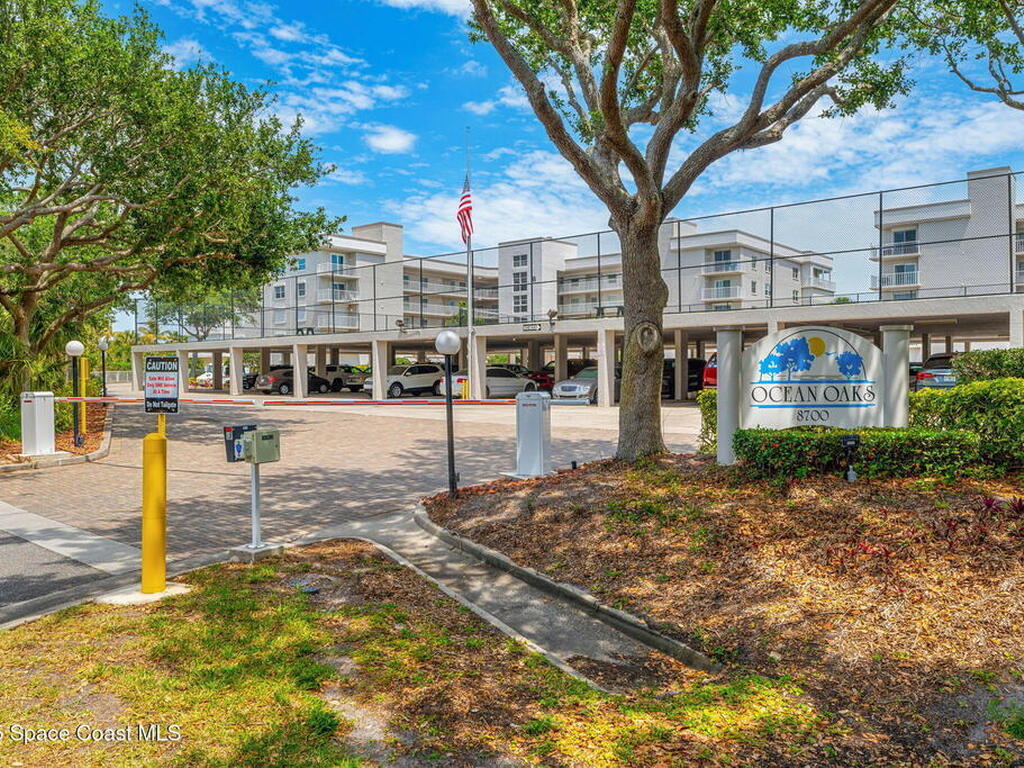 8700 Ridgewood Avenue, Cape Canaveral, FL 32920