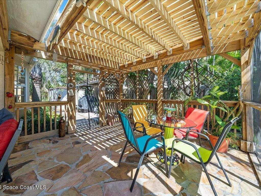 110 Ocean Oaks Drive, Indialantic, FL 32903