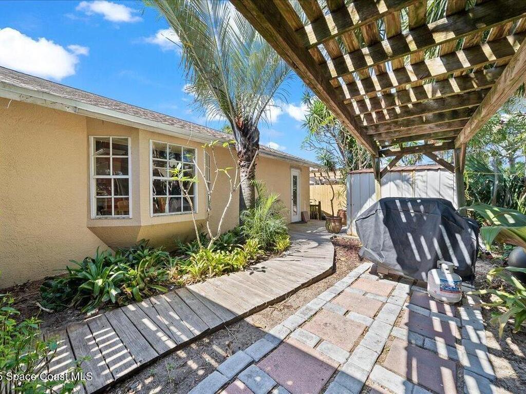 110 Ocean Oaks Drive, Indialantic, FL 32903