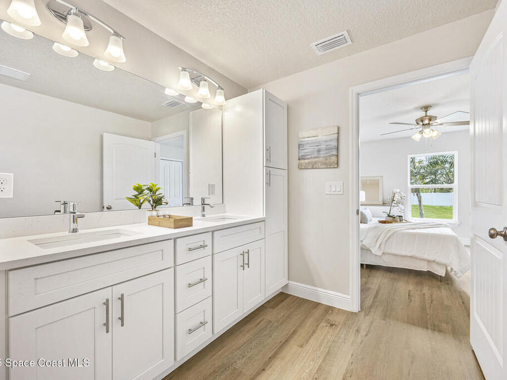 167 Hidden Woods Place, Melbourne, FL 32901